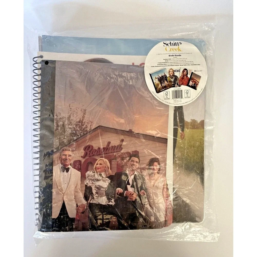 Schitt's Creek Binder Folder Notebooks Bundle 4 Piece Set Catherine O'Hara 2015